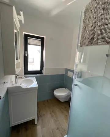 Kertvarosi Nyugalom Apartment Balatonfured