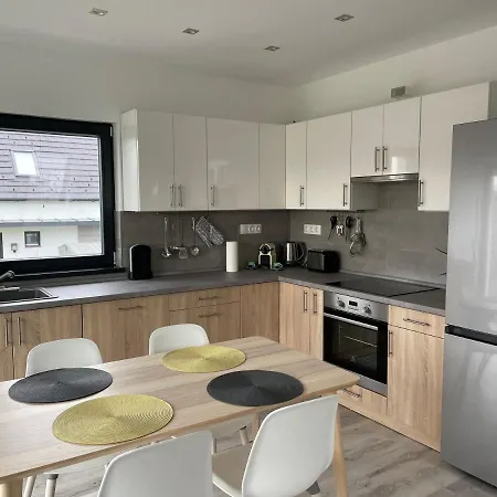 Apartment Kertvarosi Nyugalom